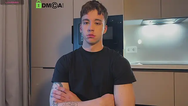 VincentSmith02 online show from April 9, 2:01 pm