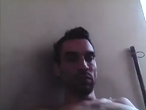 Snapshot of beatle666 chatting on February 8, 7:49 pm beatle666 online show from February 8, 7:49 pm