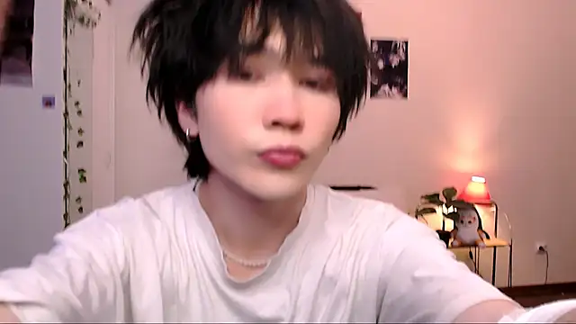 Snapshot of rennnuts chatting on September 13, 11:55 am rennnuts online show from September 13, 11:55 am