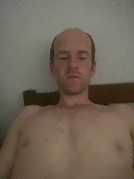 LynnAhNight online show from July 14, 5:33 am