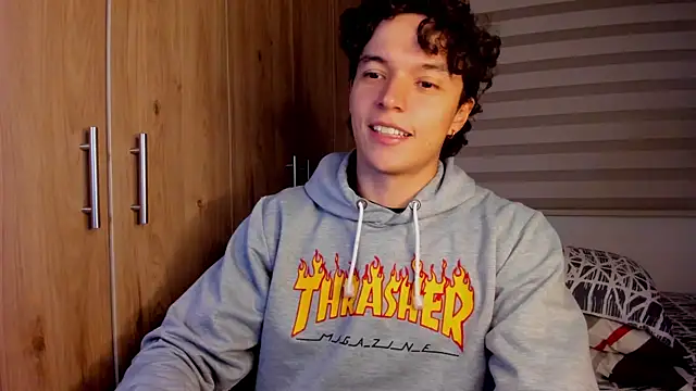 Mastrangelo xxx online show from December 20, 4:30 am