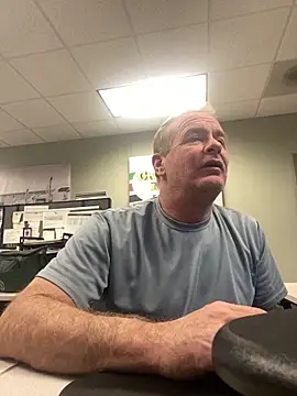 hintly online show from December 22, 8:28 pm