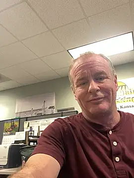 hintly online show from March 17, 9:28 pm