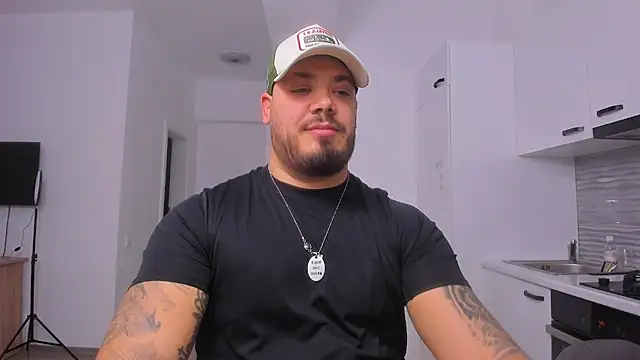 ZackMasterss online show from December 17, 10:49 pm