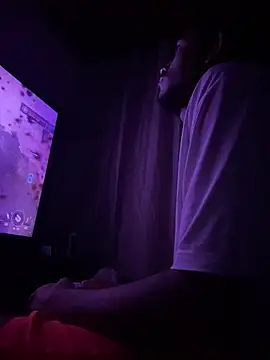 Mineirinho043 online show from April 16, 2:44 am