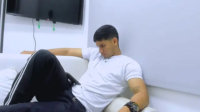 ANDRES STUD online show from February 24, 4:24 am