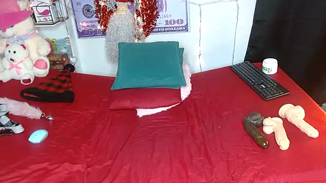 Said hot01 online show from December 4, 9:05 am