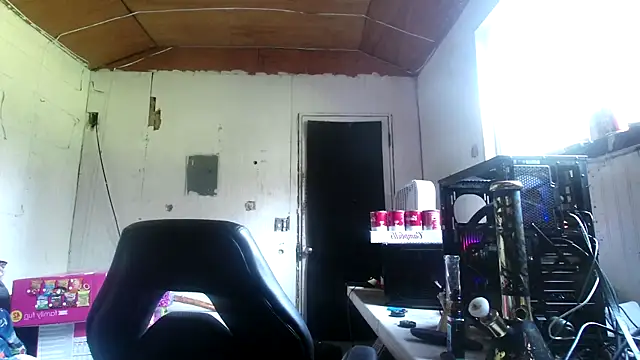 Snapshot of nuttyking2022 chatting on October 6, 9:19 pm nuttyking2022 online show from October 6, 9:19 pm