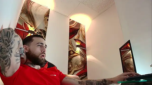 Luke davis01 online show from February 25, 1:34 pm