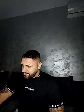 Bakws online show from December 4, 5:53 pm