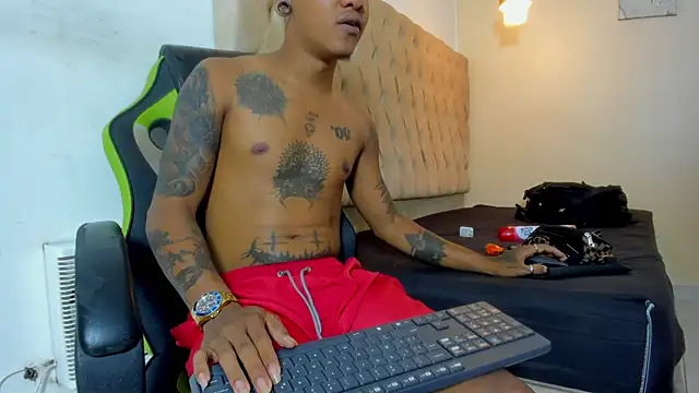 blackdirty420 online show from October 27, 7:27 pm