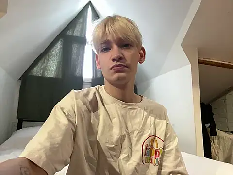 Julian wins online show from February 12, 7:44 am