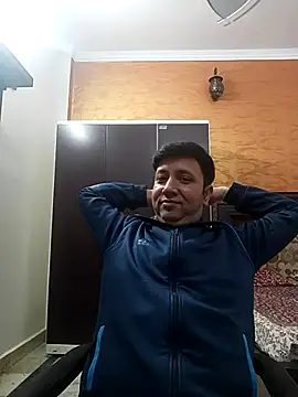 innocentboy1987 online show from November 29, 11:23 am