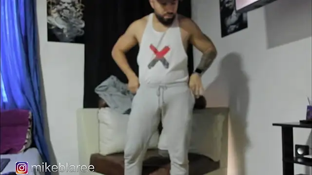 mikeblaree online show from November 8, 4:54 pm