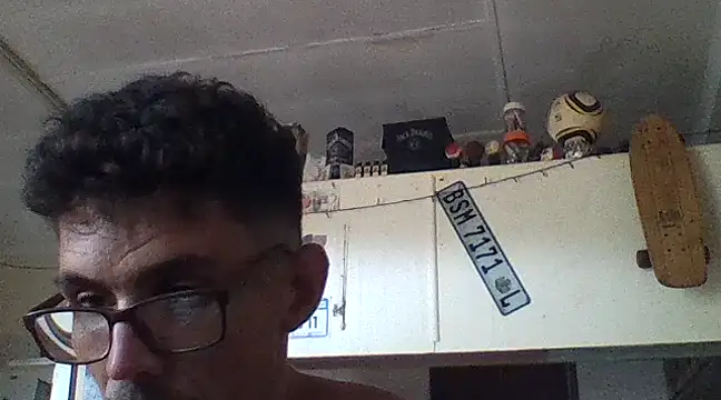 Invisibledickman online show from February 9, 8:54 am