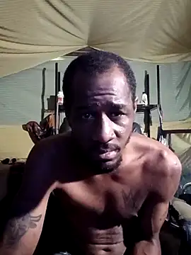 BrownSkinGuy420 online show from August 1, 5:12 pm