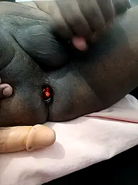 LeandroRibeiroBR online show from February 21, 10:00 pm