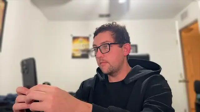 Milflover96 online show from December 15, 10:51 pm