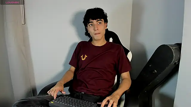 salvatore montt online show from February 15, 3:42 am