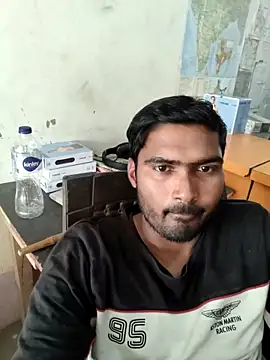 ccuteboyyyy online show from March 6, 11:36 am