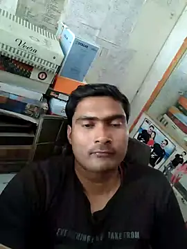 ccuteboyyyy online show from March 13, 5:33 am