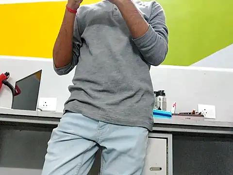 Snapshot of Lustyluckyy chatting on February 28, 4:10 pm Lustyluckyy online show from February 28, 4:10 pm