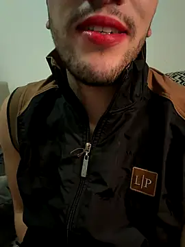 yaxxx03 online show from December 16, 8:05 pm