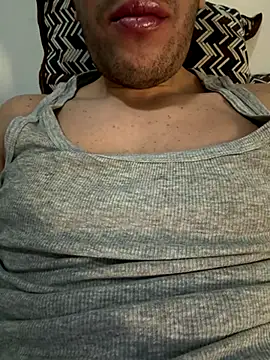 yaxxx03 online show from October 30, 8:10 pm