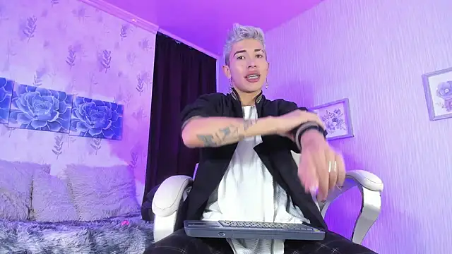 Ianwayne online show from February 21, 9:11 pm