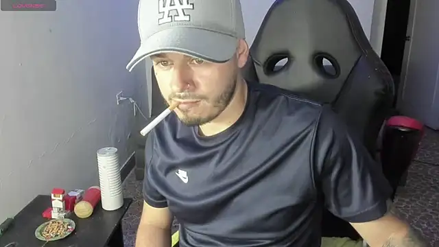 Snapshot of ragnar_lothbrok777 chatting on October 3, 11:10 pm ragnar lothbrok777 online show from October 3, 11:10 pm