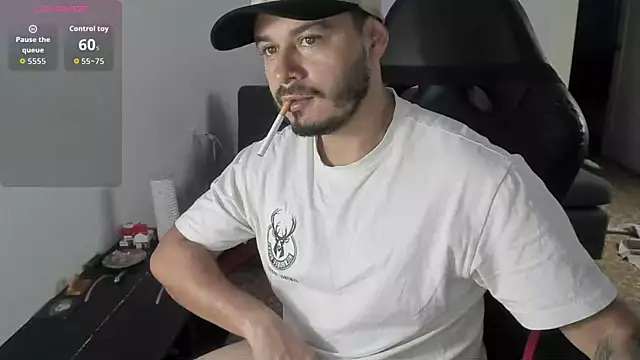 Snapshot of ragnar_lothbrok777 chatting on October 19, 8:23 pm ragnar lothbrok777 online show from October 19, 8:23 pm