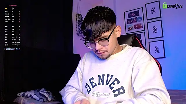 isaac-saenz online show from November 21, 9:47 pm