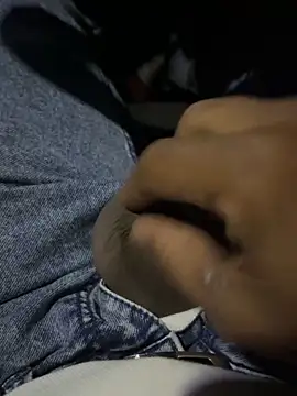 Snapshot of BadboySLR_8899 chatting on October 12, 2:11 pm BadboySLR 8899 online show from October 12, 2:11 pm