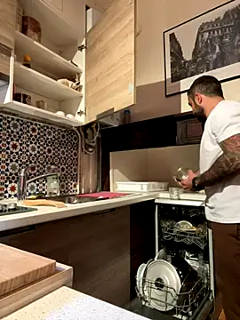 Snapshot of morfeoX chatting on October 14, 2:35 pm morfeoX online show from October 14, 2:35 pm