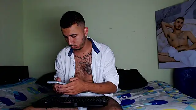 AdamParker  online show from November 25, 1:07 am