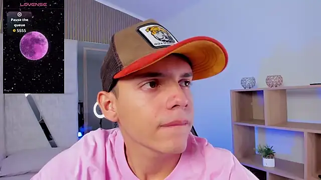 JacobRoberts1 online show from November 24, 9:05 pm