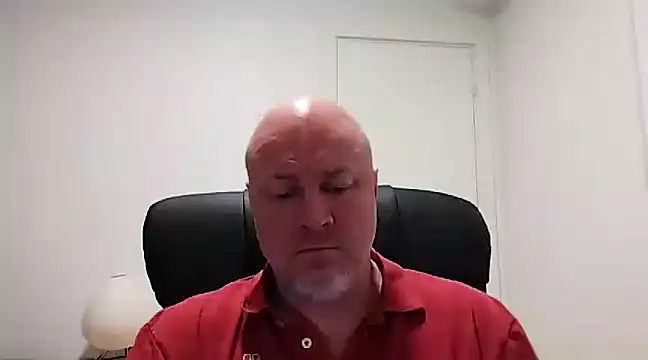 Snapshot of Lucifer29cm chatting on March 14, 8:42 am Lucifer29cm online show from March 14, 8:42 am