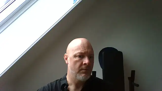 Snapshot of Lucifer29cm chatting on September 18, 7:21 am Lucifer29cm online show from September 18, 7:21 am