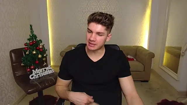 MaxKaiden online show from December 23, 6:22 am