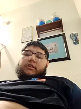 Bigdaddy-Marc online show from December 13, 11:55 pm