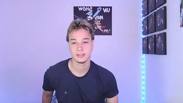 Snapshot of jack_walker190 chatting on October 8, 8:57 pm jack walker190 online show from October 8, 8:57 pm