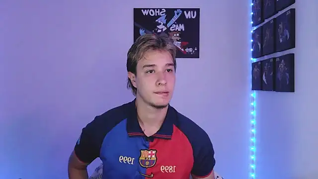 Snapshot of jack_walker190 chatting on October 6, 4:39 am jack walker190 online show from October 6, 4:39 am