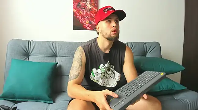 bastianwatson10 online show from March 15, 4:54 pm