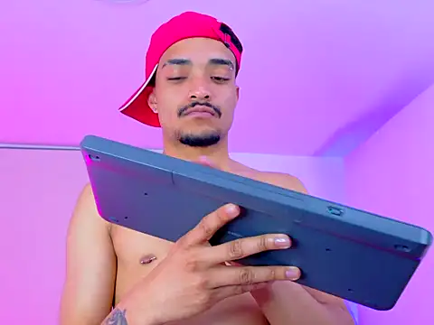 eross chipre  online show from November 20, 1:49 am