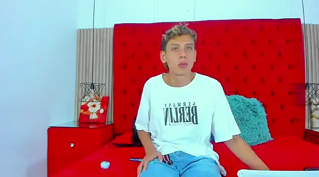 Noahoconor online show from March 6, 7:54 pm