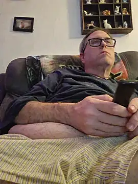 Smallone327 online show from November 8, 6:27 am