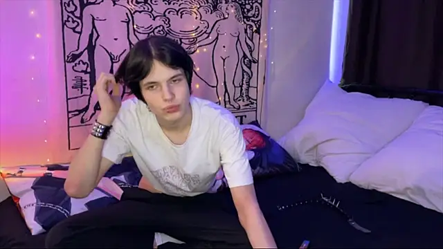 Snapshot of timi-moon chatting on February 19, 10:34 am timi-moon online show from February 19, 10:34 am