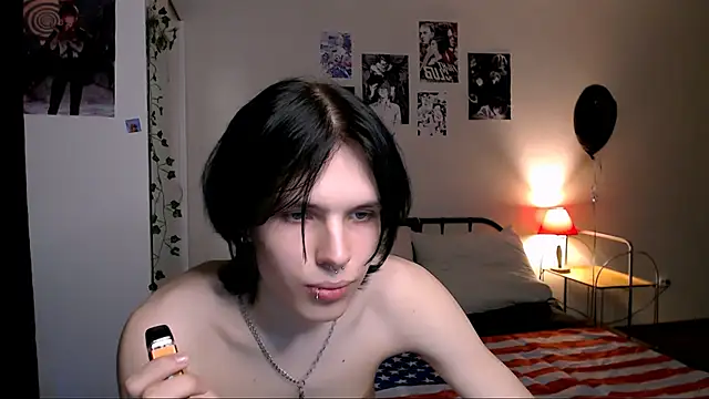 Snapshot of timi-moon chatting on September 20, 2:17 pm timi-moon online show from September 20, 2:17 pm