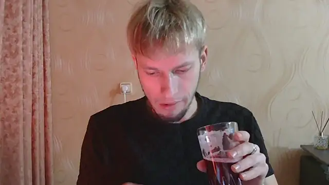 frama666 online show from March 3, 8:48 pm