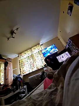 jojay1877 online show from April 3, 4:15 pm